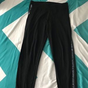 Victoria’s Secret PINK leggings
